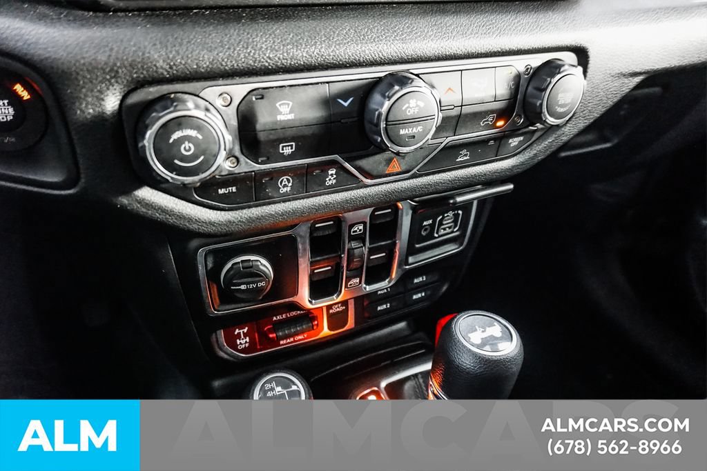 Used 2025 Jeep Wrangler Unlimited Sport AWD/4WD image 40