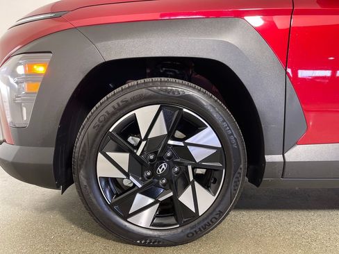 Certified 2025 Hyundai Kona SEL FWD image 11