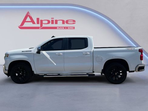 Used 2021 Chevrolet Silverado 1500 LT w/ Bed Protection Package AWD/4WD image 2