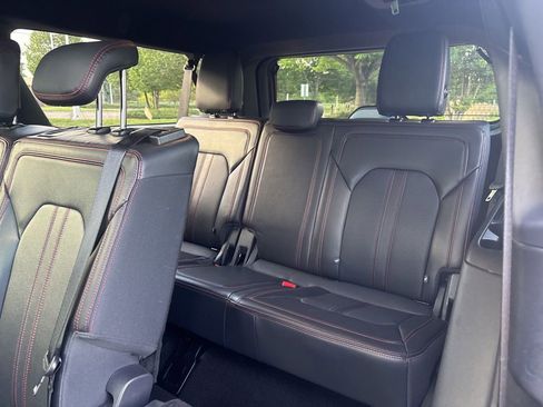 Used 2024 Ford Expedition Max Limited AWD/4WD image 18