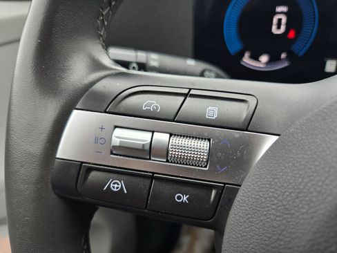 Used 2025 Hyundai Kona SEL image 22