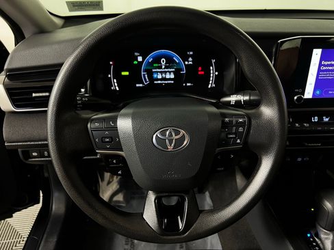 Certified 2025 Toyota Camry LE FWD image 15