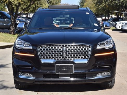 Certified 2022 Lincoln Aviator Black Label w/ Class IV Trailer Tow Package image 3