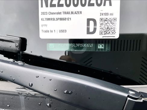 Used 2023 Chevrolet TrailBlazer LT w/ Convenience Package image 34