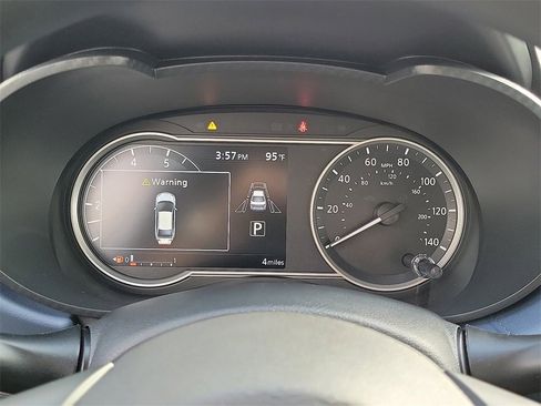 New 2025 Nissan Versa SV w/ Trunk Package image 8