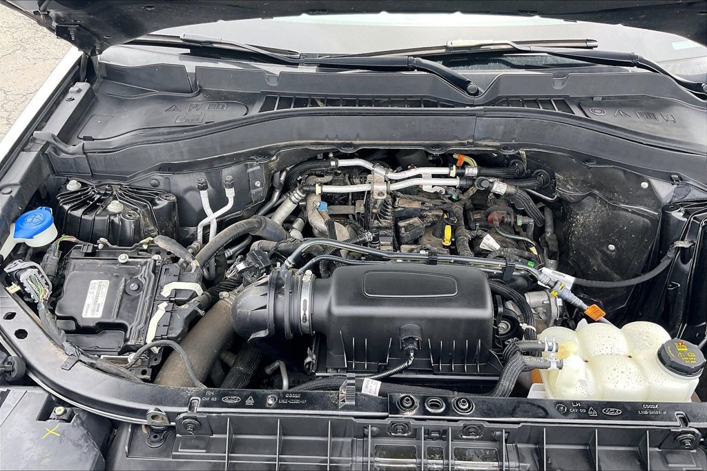 Used 2021 Ford Explorer XLT RWD image 9