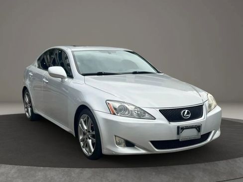 Used 2008 Lexus IS 250 image 4