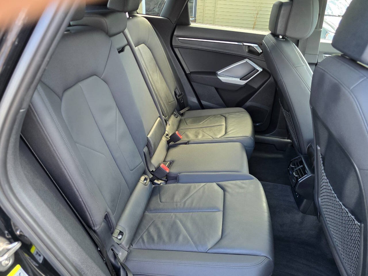 Used 2020 Audi Q3 2.0T Premium Plus w/ Premium Plus Package AWD/4WD image 30