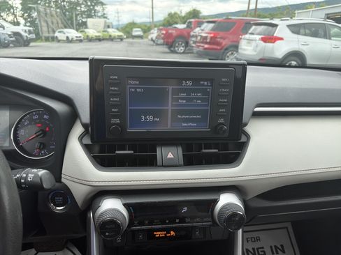 Used 2019 Toyota RAV4 XLE w/ Convenience Package AWD/4WD image 25