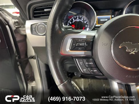 Used 2018 Ford Mustang GT w/ Equipment Group 301A RWD image 30