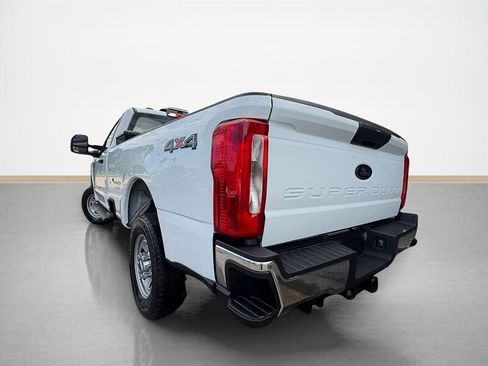 Used 2023 Ford F350 XL w/ XL Driver Assist Package AWD/4WD image 6