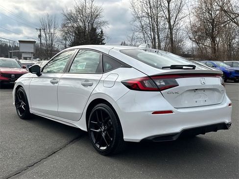Used 2025 Honda Civic Sport image 2