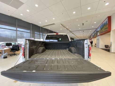 Used 2018 Ford F150 XL w/ Equipment Group 101A Mid image 24