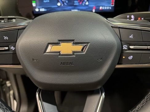 Used 2026 Chevrolet Equinox LT image 39