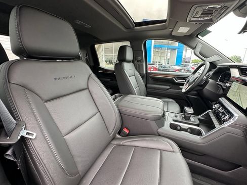 Used 2024 GMC Sierra 1500 Denali w/ Denali Reserve Package image 22