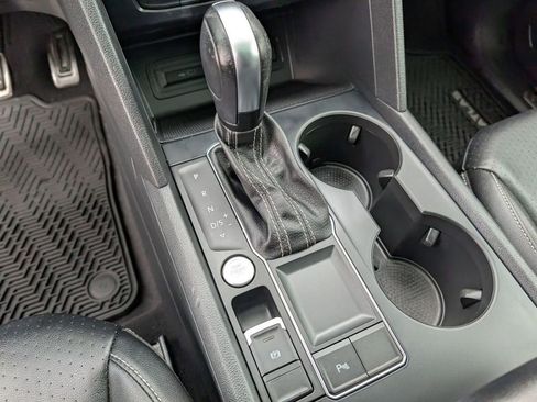 Used 2021 Volkswagen Atlas SE image 30