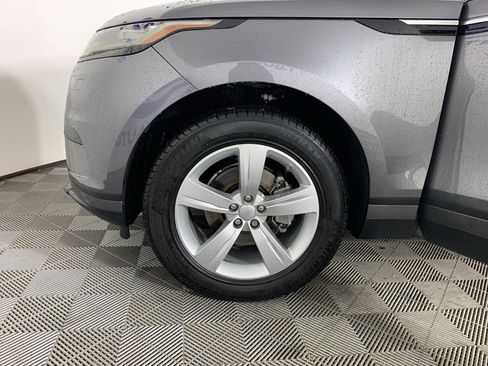 Used 2018 Land Rover Range Rover Velar S image 11