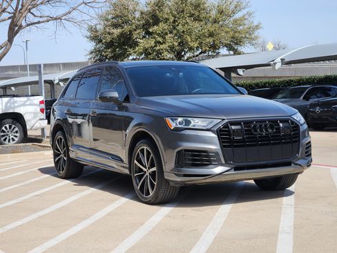 Used 2022 Audi Q7 3.0T Premium Plus image 2