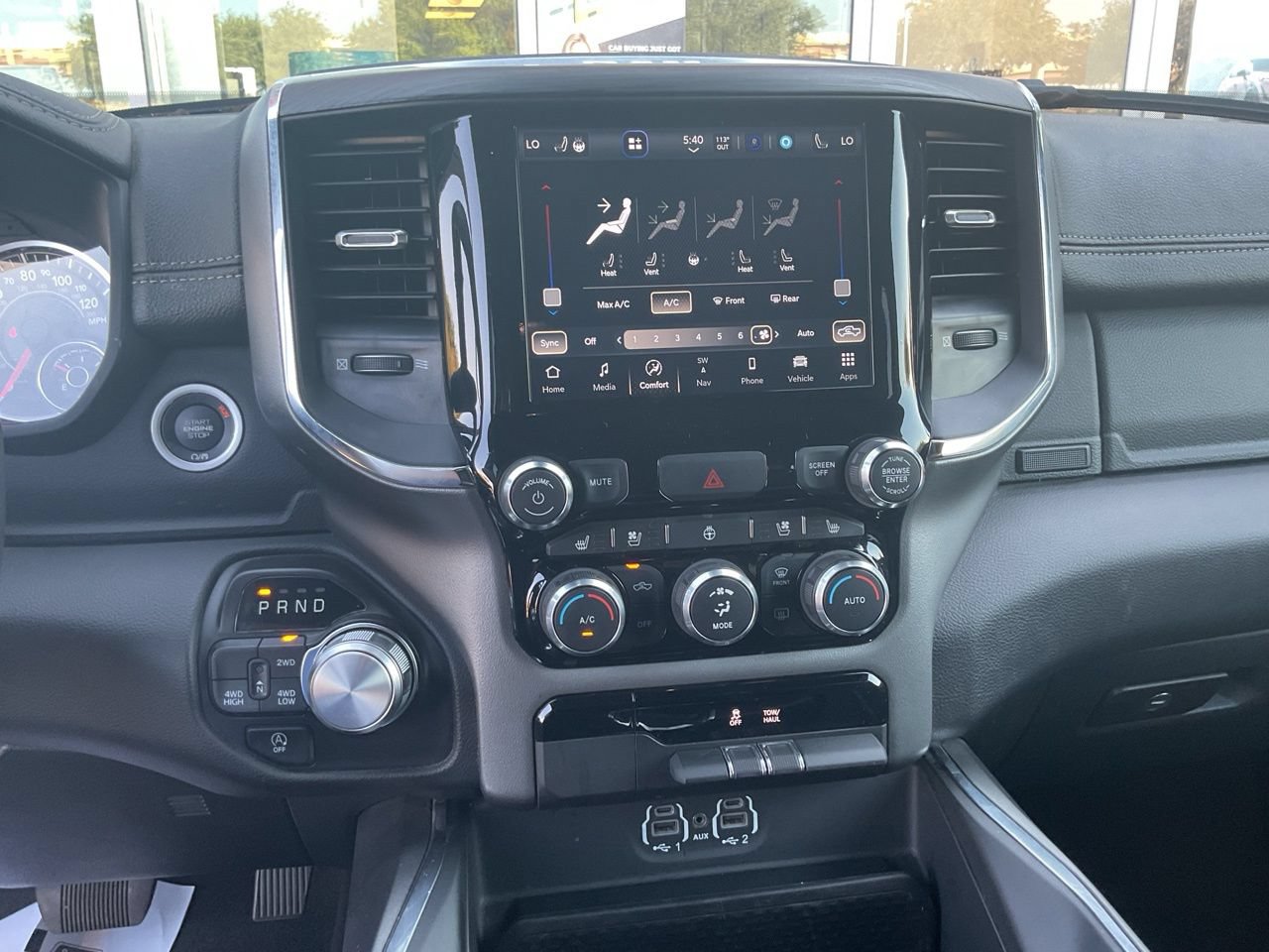 Used 2024 RAM 1500 Laramie AWD/4WD image 20