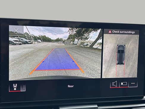 Used 2021 Audi Q5 2.0T Premium Plus image 17