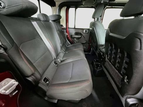 Used 2021 Jeep Gladiator Rubicon AWD/4WD image 27