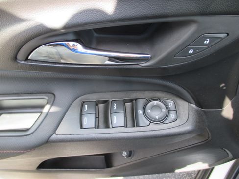 Used 2024 Chevrolet Equinox RS FWD image 13