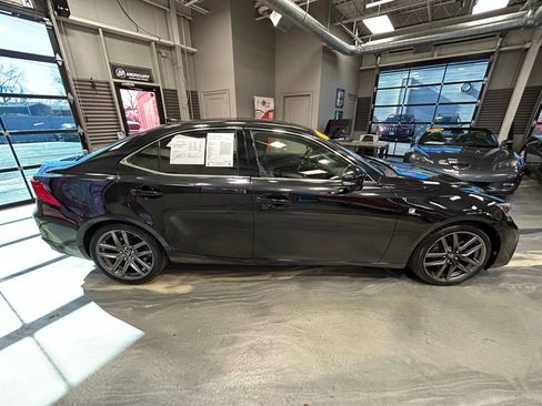 Used 2017 Lexus IS 300 F Sport w/ F Sport Package image 31