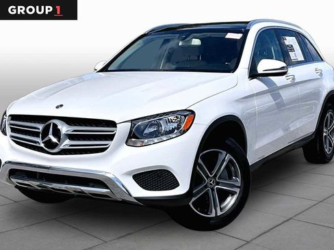 Used 2019 Mercedes-Benz GLC 300 4MATIC image 1