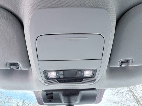 Used 2024 Ford F250 XLT w/ FX4 Off-Road Package image 16