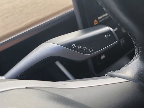 Used 2019 Tesla Model 3 Mid Range image 32