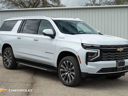 New 2026 Chevrolet Suburban High Country w/ Sun And Tow Package image 3