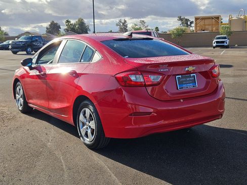Used 2017 Chevrolet Cruze LS image 3
