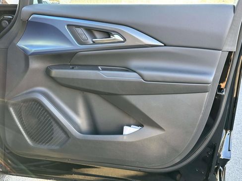 New 2026 Chevrolet Equinox EV LT image 26