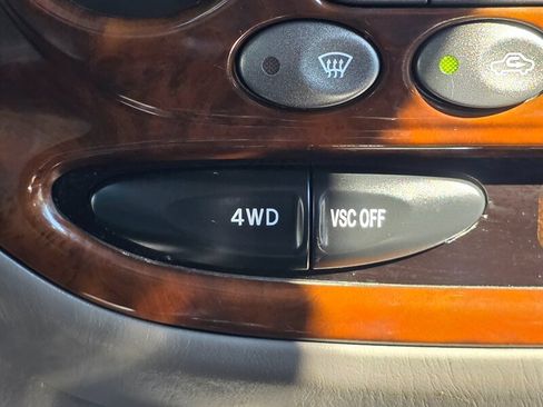 Used 2002 Toyota Sequoia Limited AWD/4WD image 19