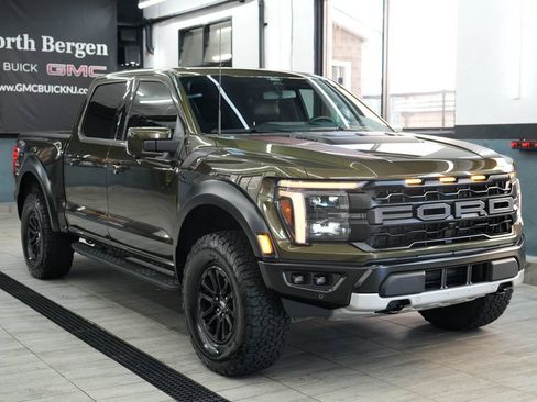 Used 2025 Ford F150 Raptor AWD/4WD image 3