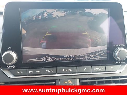 Used 2025 Nissan Altima 2.5 SR image 21