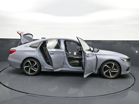 Used 2022 Honda Accord Sport image 43