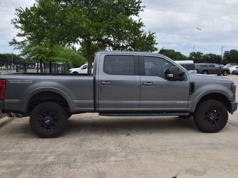 Used 2022 Ford F250 Lariat w/ Tremor Off-Road Package AWD/4WD image 6