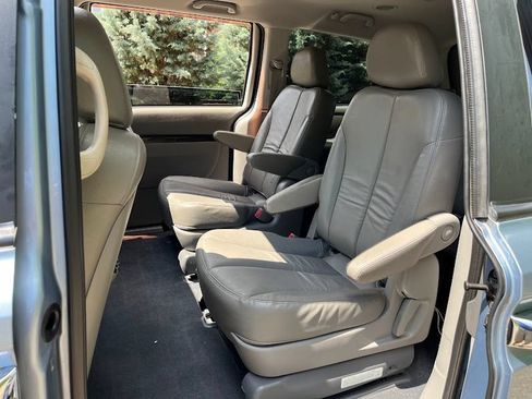 Used 2014 Kia Sedona EX w/ Luxury Package FWD image 40