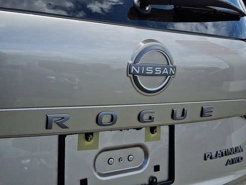 New 2026 Nissan Rogue Platinum w/ Platinum Premium Package AWD/4WD image 7
