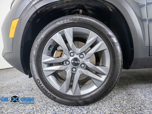 Used 2023 Kia Seltos S w/ Navigation Package AWD/4WD image 46
