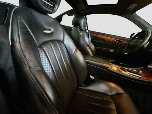Used 2011 Mercedes-Benz SL 63 AMG image 21