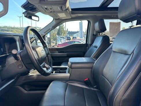 Used 2023 Ford F250 Lariat w/ Lariat Ultimate Package image 9