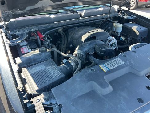 Used 2010 Chevrolet Silverado 1500 LT w/ Power Pack Plus AWD/4WD image 36