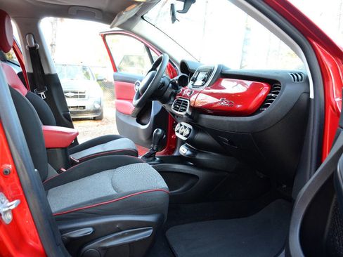 Used 2016 FIAT 500X Easy image 11
