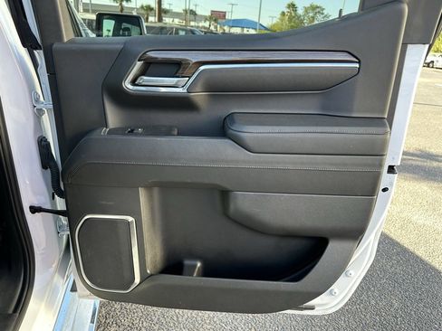 Used 2023 Chevrolet Silverado 1500 LT image 19