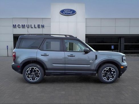 New 2025 Ford Bronco Sport Outer Banks w/ Outer Banks Tech Package+ AWD/4WD image 13
