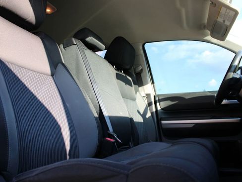 Used 2016 Toyota Tundra SR5 image 20