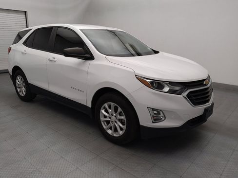 Used 2020 Chevrolet Equinox LS FWD image 11