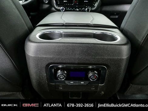 Used 2025 Chevrolet Tahoe LT AWD/4WD image 19